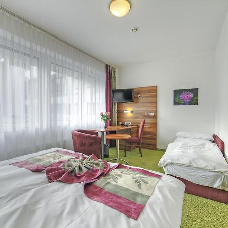 Gröbenzell Hotel Da Vinci חדר תמונה