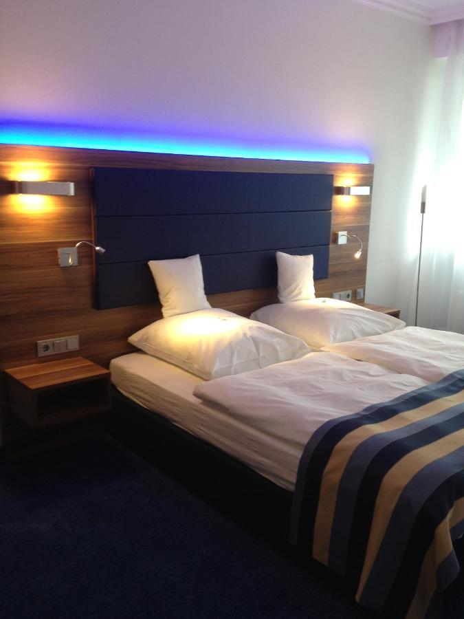 Gröbenzell Hotel Da Vinci מראה חיצוני תמונה