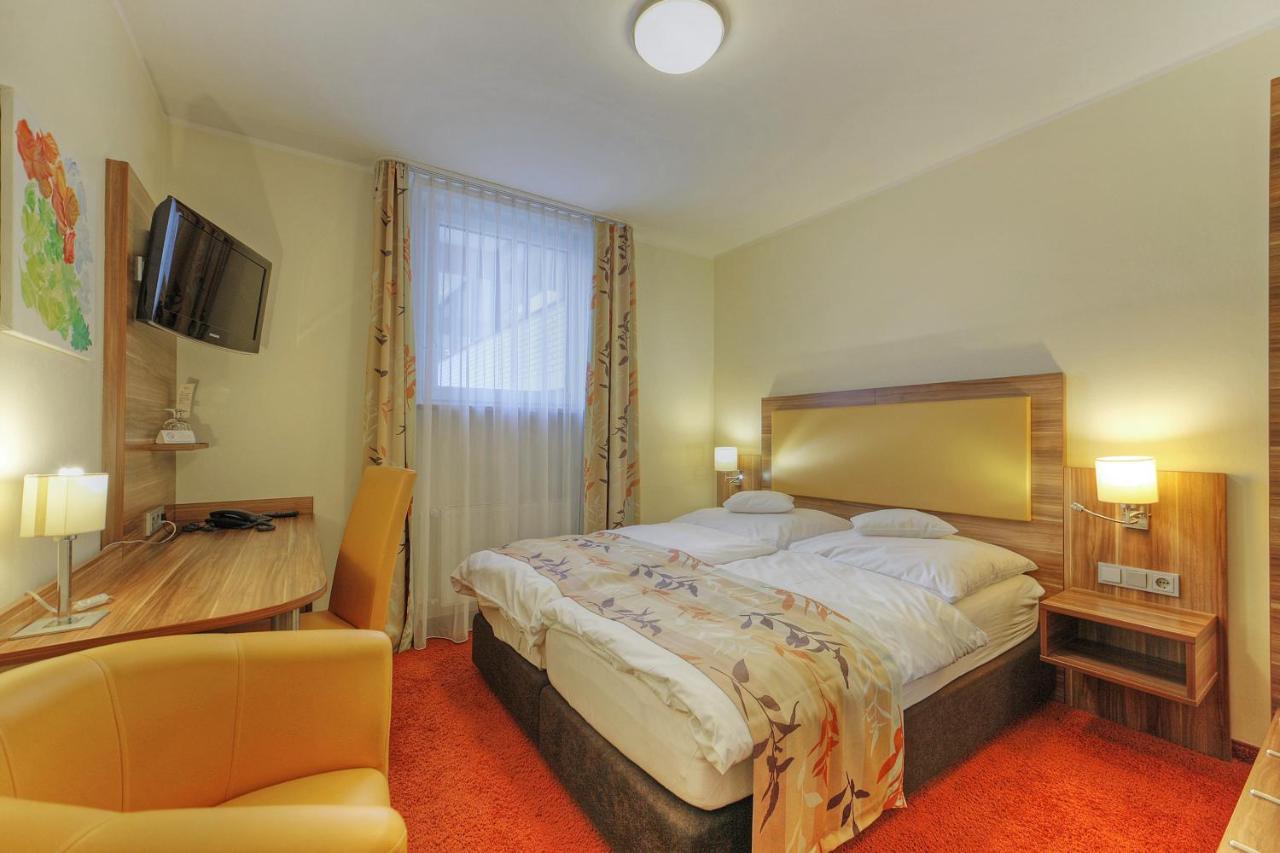 Gröbenzell Hotel Da Vinci מראה חיצוני תמונה