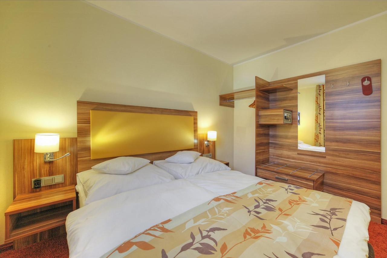 Gröbenzell Hotel Da Vinci מראה חיצוני תמונה