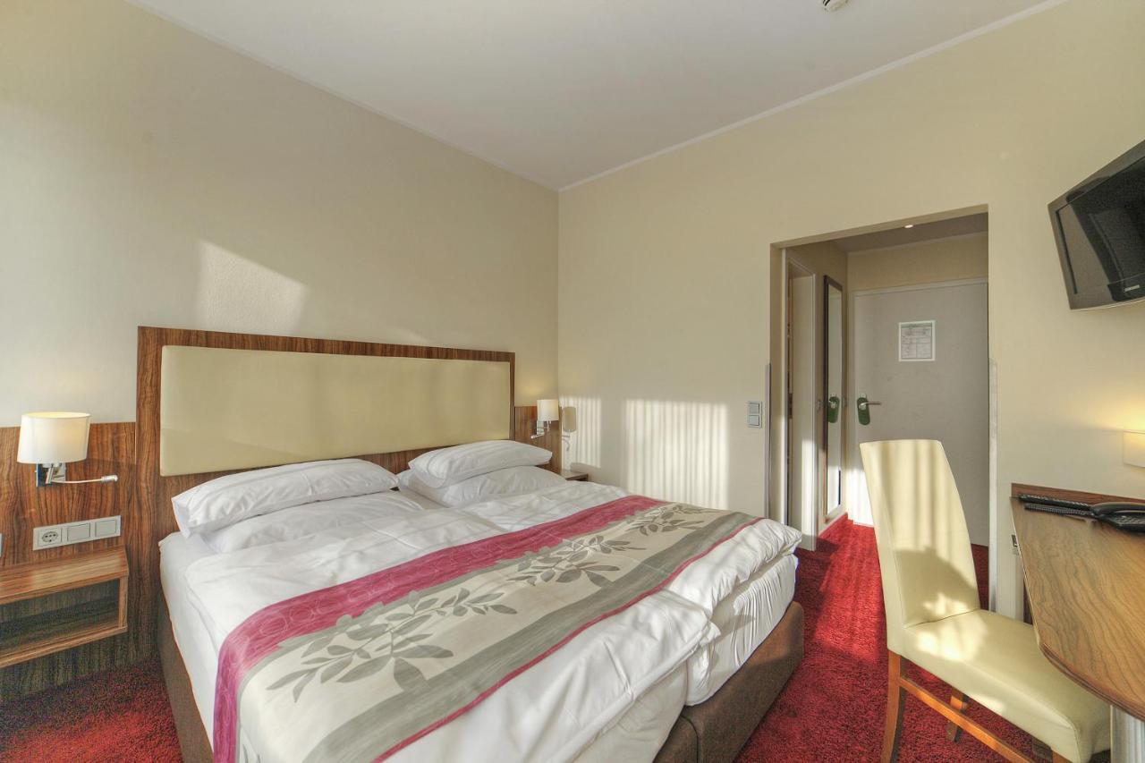 Gröbenzell Hotel Da Vinci מראה חיצוני תמונה